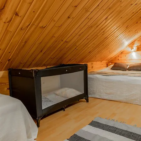 Chalé Piiponkartano By Hi Yllaes *