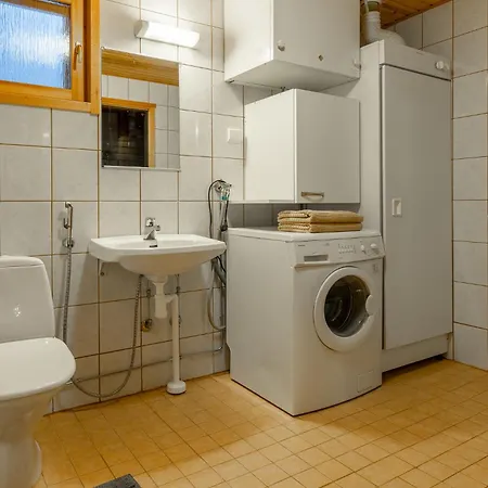 Piiponkartano By Hi Yllaes